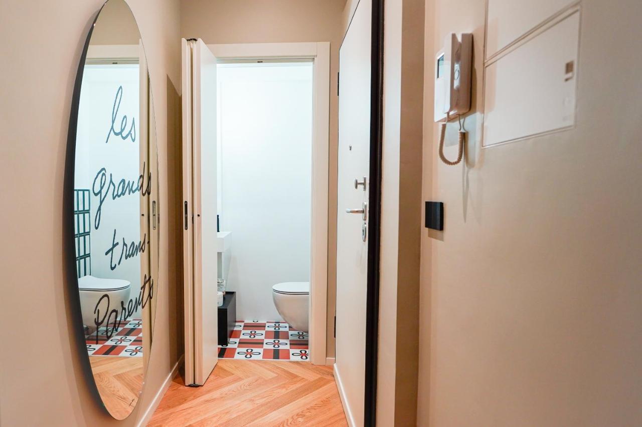 Meh Luxury Apartment City Centre Bari Dış mekan fotoğraf