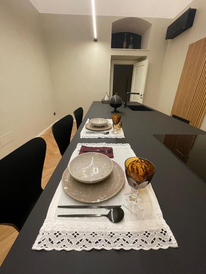 Meh Luxury Apartment City Centre Bari Dış mekan fotoğraf